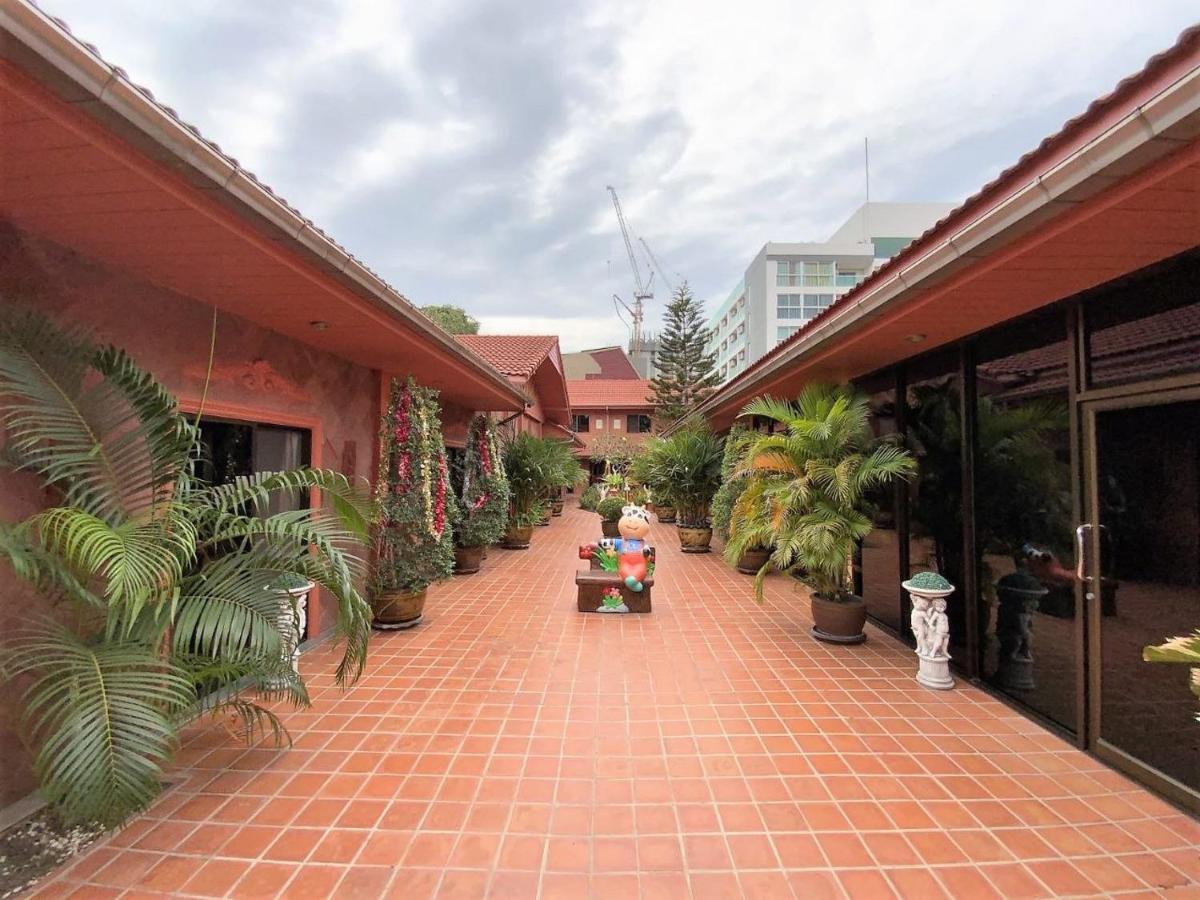 Magadan Residence Pattaya Exterior photo