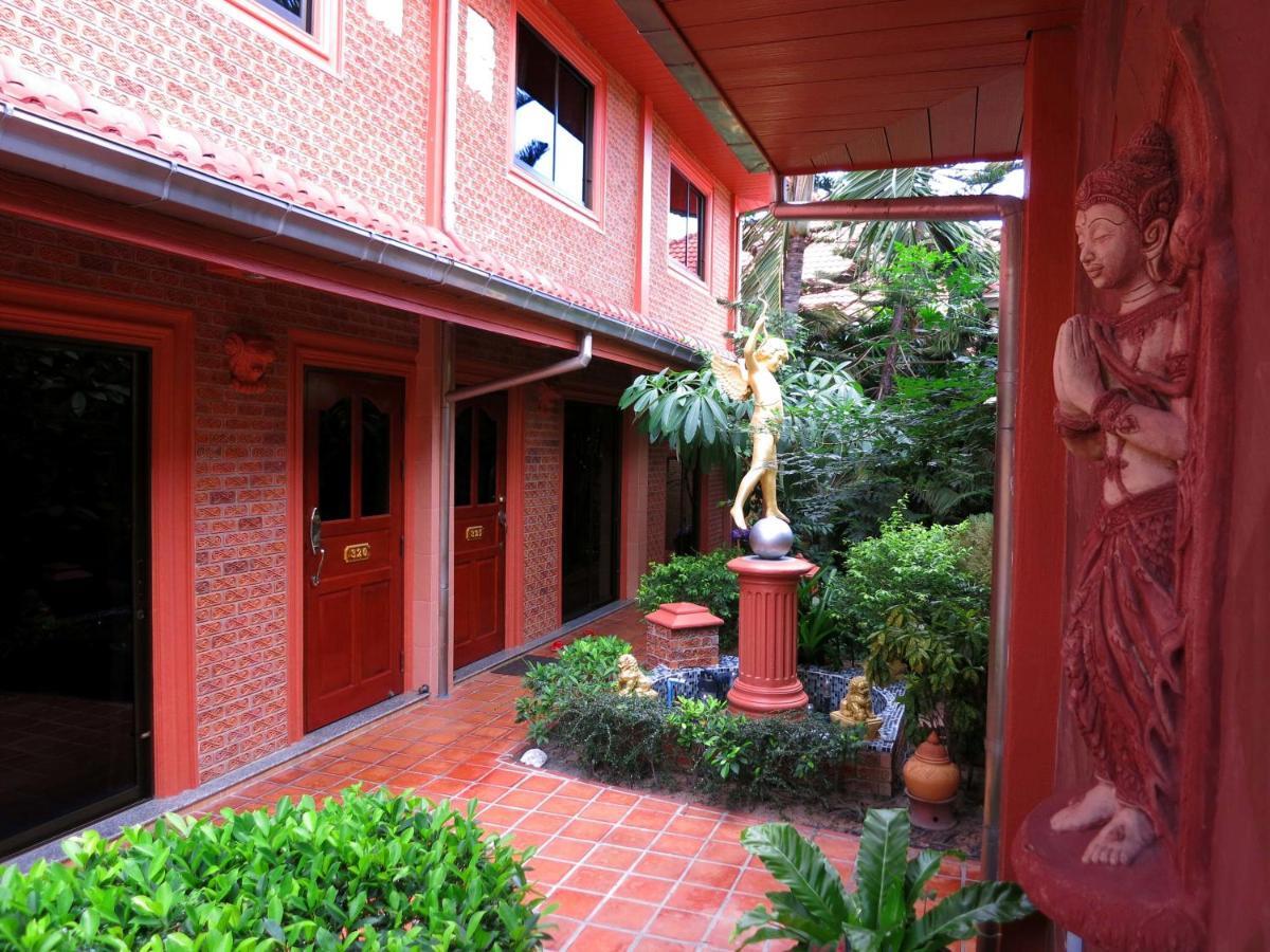 Magadan Residence Pattaya Exterior photo